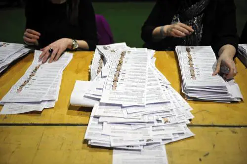 Irlanda, se la ripresa non basta più al premier