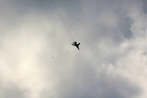 Jet russi costretti a entrare in Europa. E Mosca ringrazia la Ue