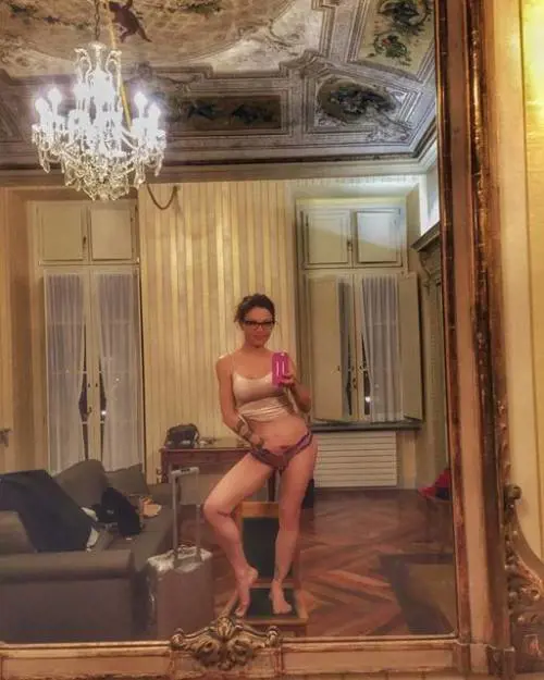 Naike Rivelli: scatto malizioso in lingerie su Instagram