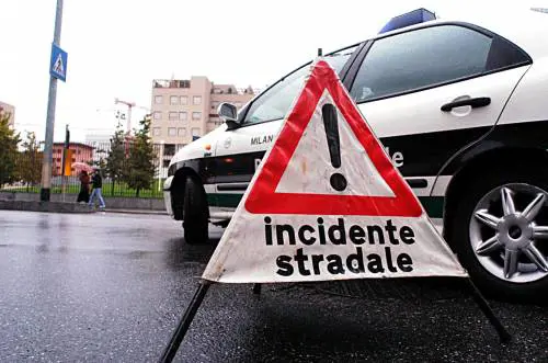 Incidente a Ivrea: madre indagata per omicidio stradale