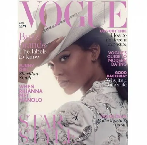Rihanna, scollatura da copertina su Vogue per Manolo Blahnik: foto