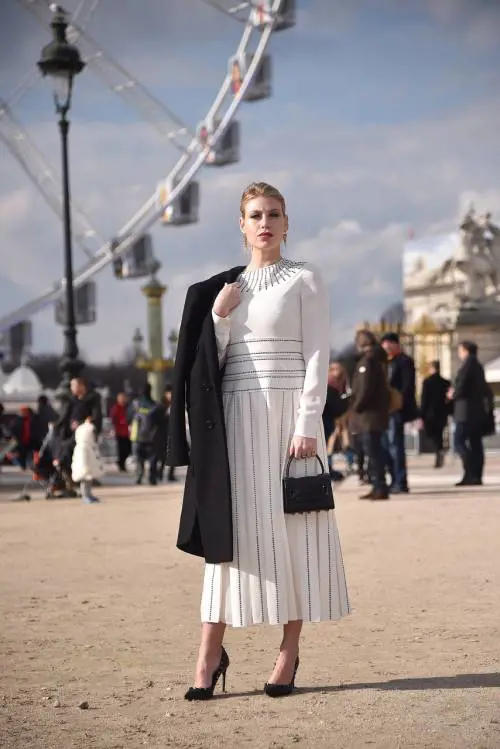 Parigi, Barbara Berlusconi alla sfilata di Valentino