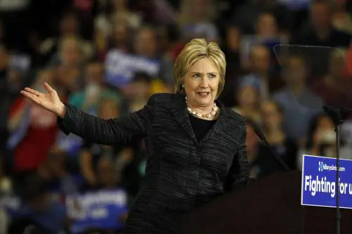 Il lato oscuro della Clinton