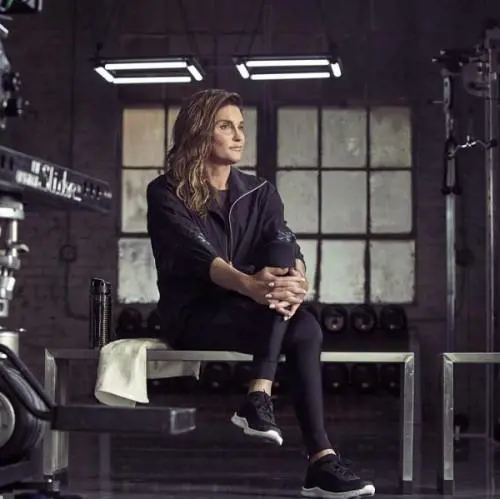 Caitlyn Jenner, ecco il nuovo volto della collezione H&M Sport 2016: foto