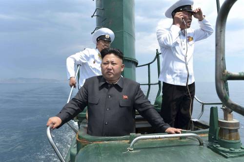 Ora Kim Jong-un si regala pure le "squadre del piacere"