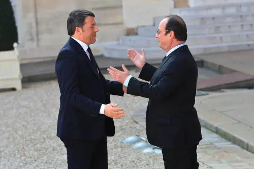Immigrati, Renzi all'Europa: "Basta vertici ogni 15 giorni"