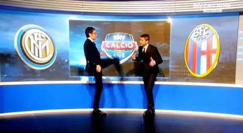 Cattaneo simula un fallo di gioco e colpisce Costacurta