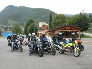 Due ruote, inizia la stagione motociclistica 2016