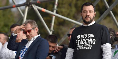 Lega, Maroni frena Bossi: "Abbiamo già un segretario"