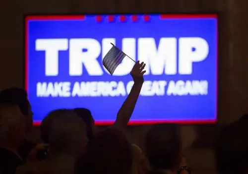 Trump: "L'America ha bisogno dei ricchi"