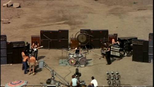 45 anni dopo i Pink Floyd, David Gilmour tornerà a suonare a Pompei
