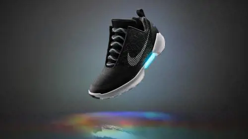 Dopo le auto, le scarpe robot Però così si nega un pezzo di noi