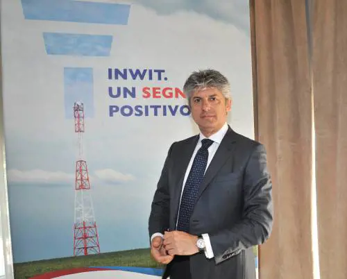 Telecom, l'ad Patuano verso le dimissioni