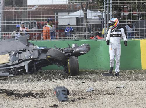 Alonso: "Vedevo solo cielo e terra, ho pensato a mia mamma"