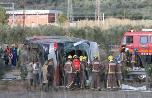Incidente al pullman con gli studenti Erasmus