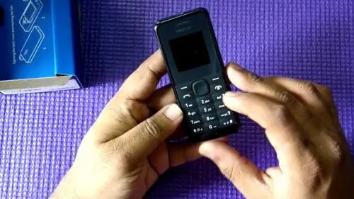 "Divieto di smartphone". La singolare ordinanza contro lo stalker 