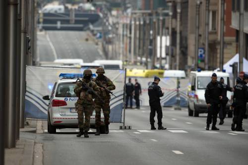 Bruxelles, l'intelligence: "Altri 3 kamikaze pronti a colpire"