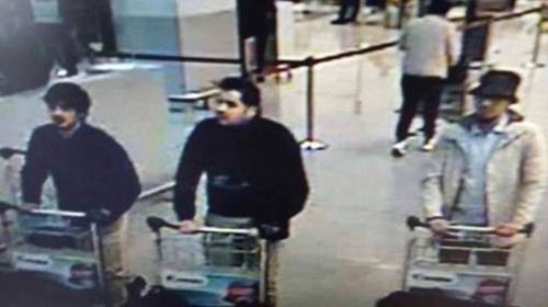 Sessanta jihadisti inviati nell'Ue: ci ammazzano per 50mila euro