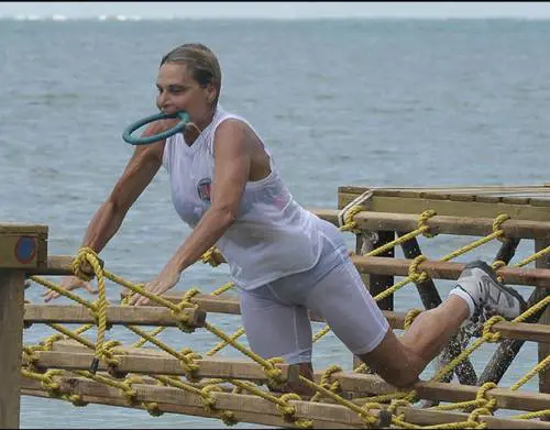 Isola dei Famosi, infortunio per Simona Ventura
