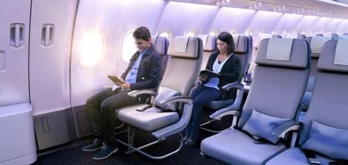 Comodi sui nuovi Airbus: le prime foto della cabina