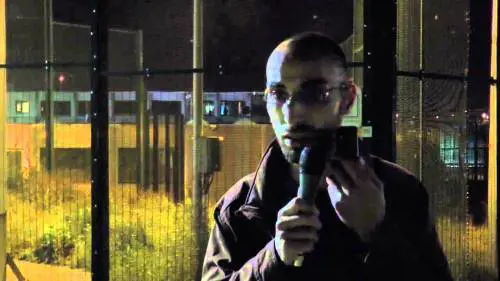"L'Ue priva di dignità gli islamici". Ecco i servizi del reporter-jihadista