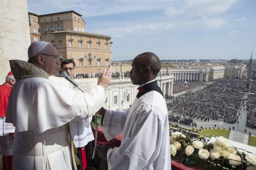 Strage in Pakistan, papa Francesco: "Pasqua insanguinata da un attentato esecrabile"