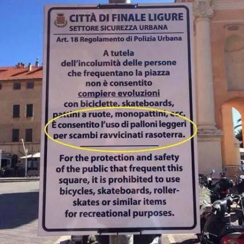 Sindaco obbliga i bimbi a giocare con il "tiki tika"