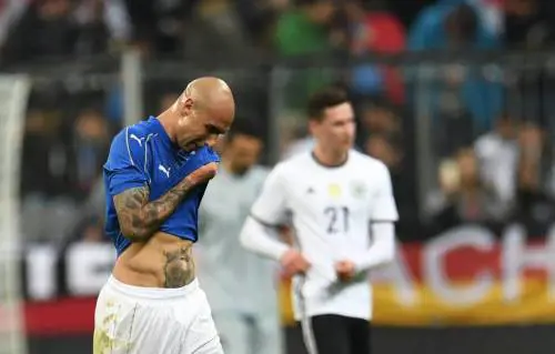 Italia travolta, l'illusione è già finita