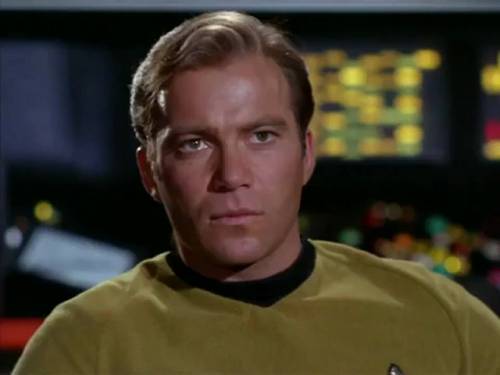 Spunta il figlio segreto del capitano Kirk. E gli chiede 170 milioni di dollari