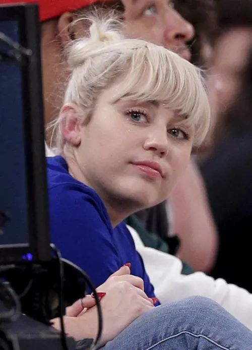 Miley Cyrus, torna il sereno con Liam Hemsworth e spunta il secondo anello