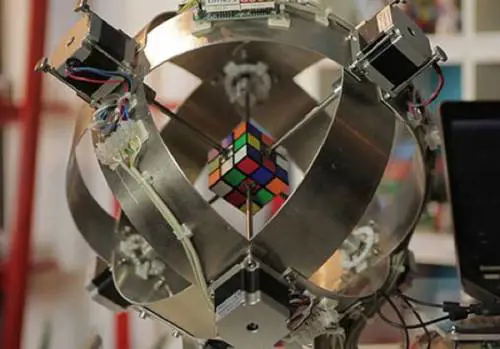 4.000 cubi di Rubik per una proposta di matrimonio