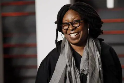 Whoopi Goldberg produrrà marijuana contro i dolori mestruali