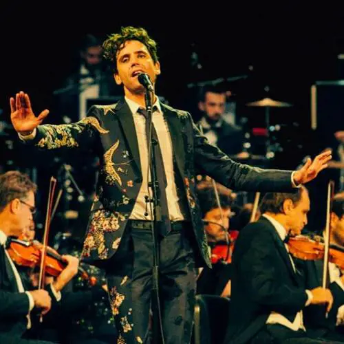 Mika: "Orgoglioso di essere in Europa anche se il mio paese la sta lasciando"