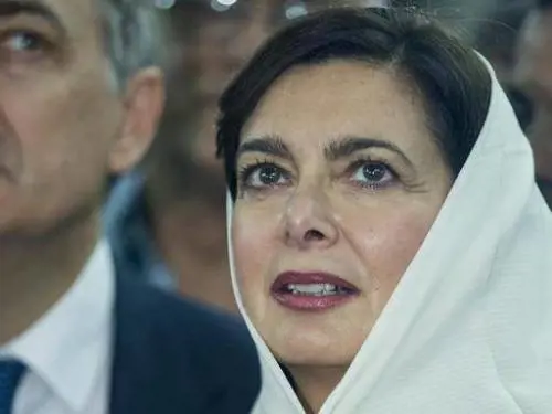 Boldrini: "Isolare radicalismo integrando i musulmani"