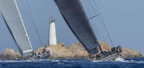 La vela "smeralda" al via, 15 regate a Porto Cervo