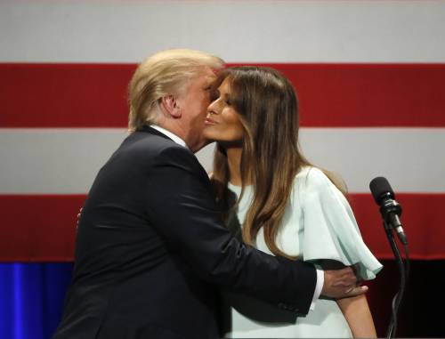 Melania Trump difende il marito: "Leader forte"
