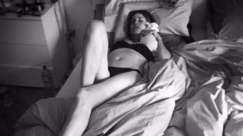 Il risveglio sexy di Stefania Orlando