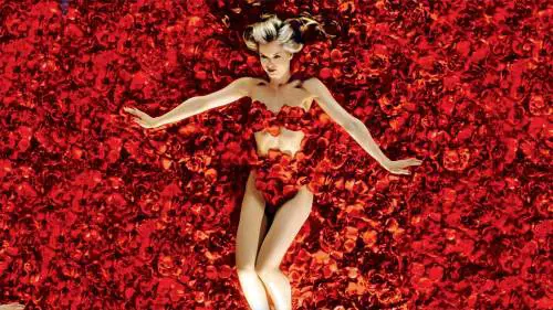 Nudo femminile al cinema, tre volte superiore a quello maschile