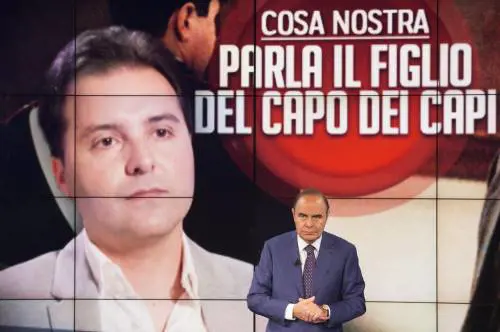 Bufera sul figlio di Riina da Vespa. Antimafia convoca i vertici Rai
