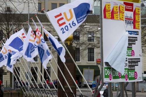 Schiaffo olandese all'Ue sul referendum "ucraino"
