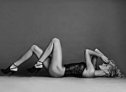 Erin Heatheron: Victoria's Secret mi aveva chiesto di perdere peso