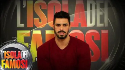 Isola dei Famosi, Cristian Galella pare abbia tradito la sua futura moglie
