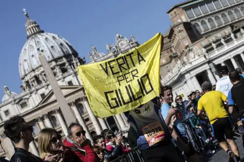 Regeni, l'Egitto prova a trattare. E Gentiloni vede l'ambasciatore