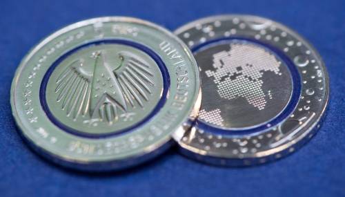 La Germania "conia" la moneta da 5 euro