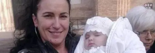 La coppia sterile riesce ad avere un bambino e grida al miracolo