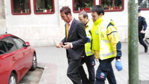 Madrid, rapinatori fuggono da polizia