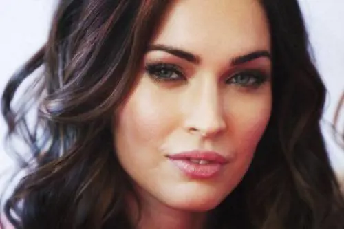 Megan Fox, mamma sexy: foto