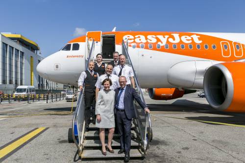 easyJet, sempre più smart volare da Malpensa e Linate col Mobile Host