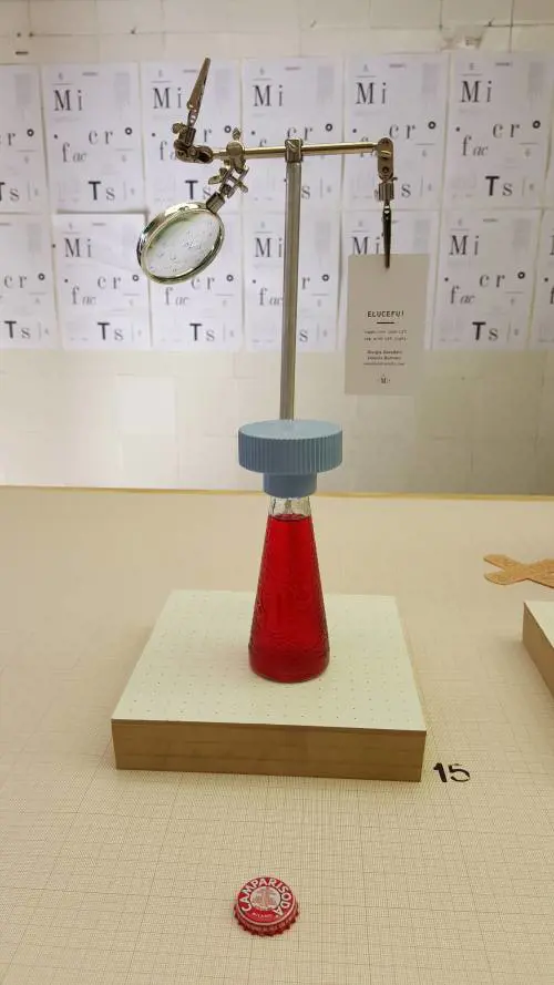 Microfacts, design in miniatura