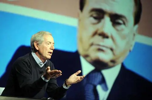 Berlusconi studia il blitz. Bertolaso non arretra: "Forza Italia è con me"